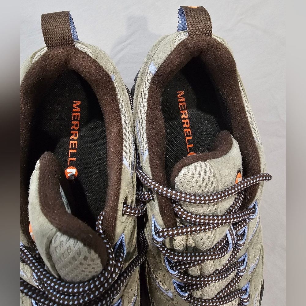 Merrell Like New - Picture 6 of 7